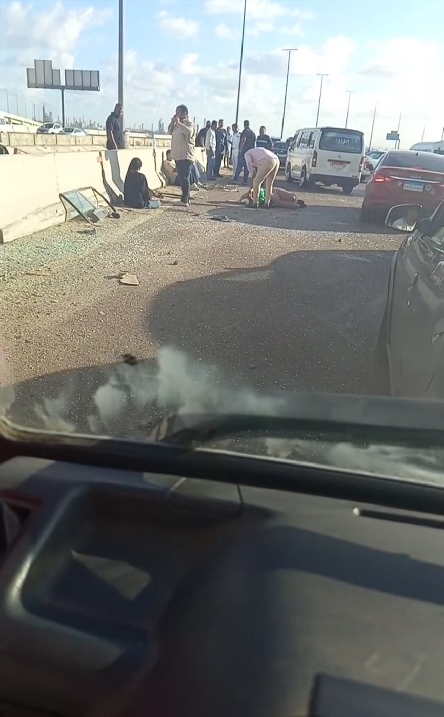 انقلاب سيارة ميكروباص