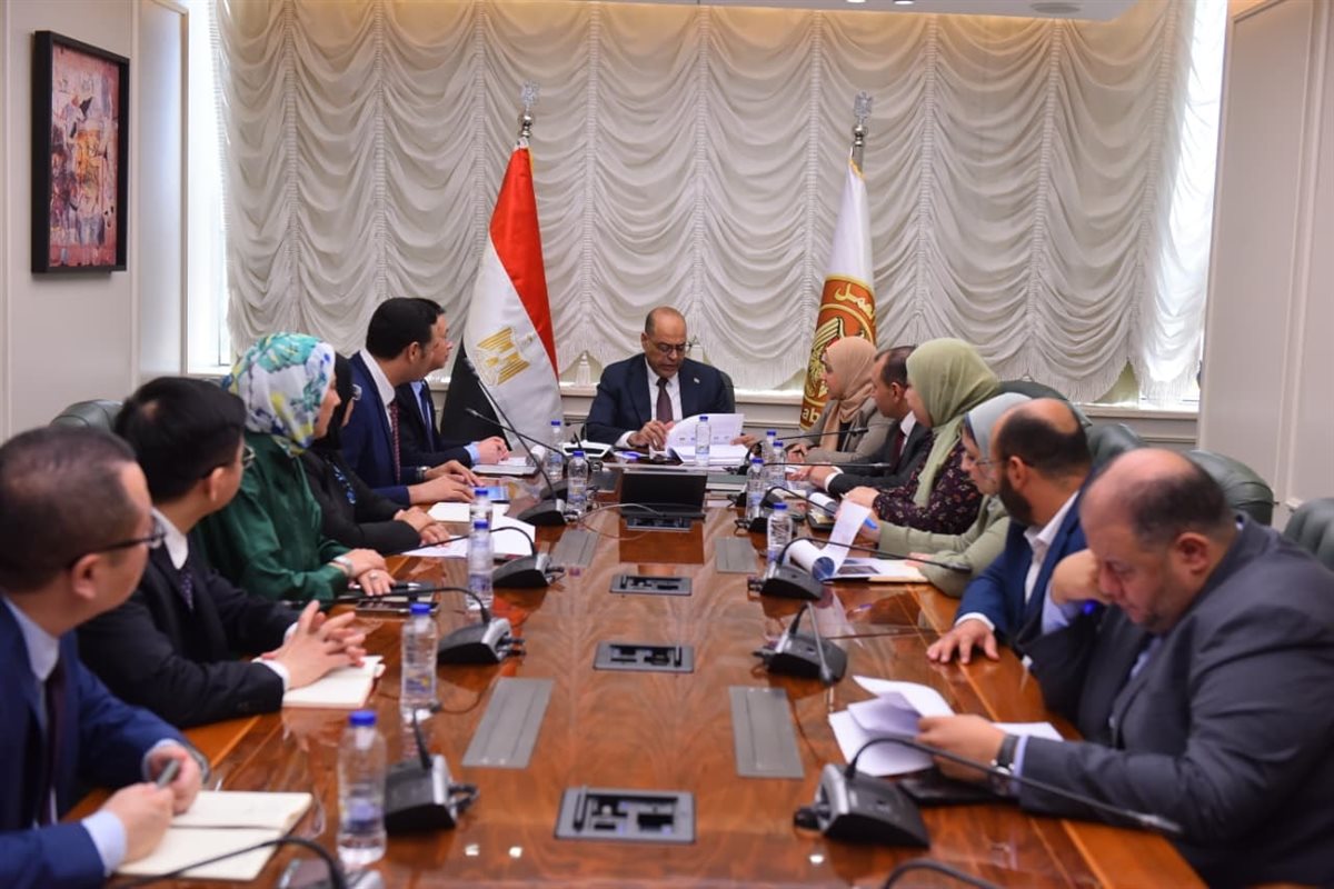 وزير العمل