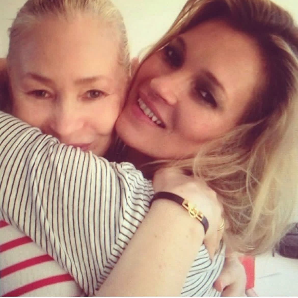 كيت موس وميلاني وارد