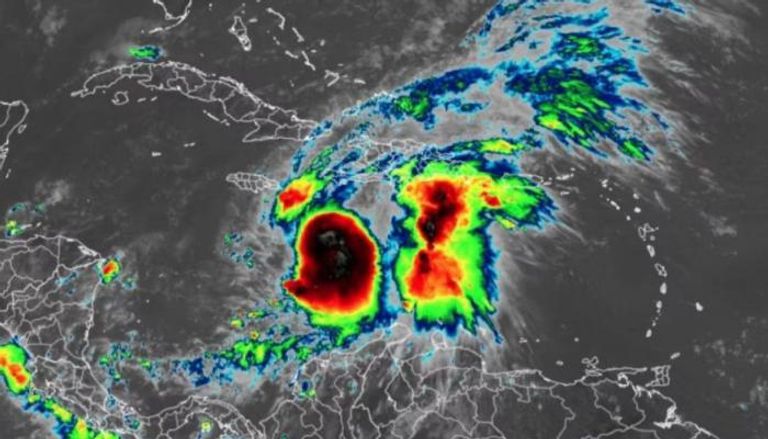 <strong>إعصار ميلسيا</strong>