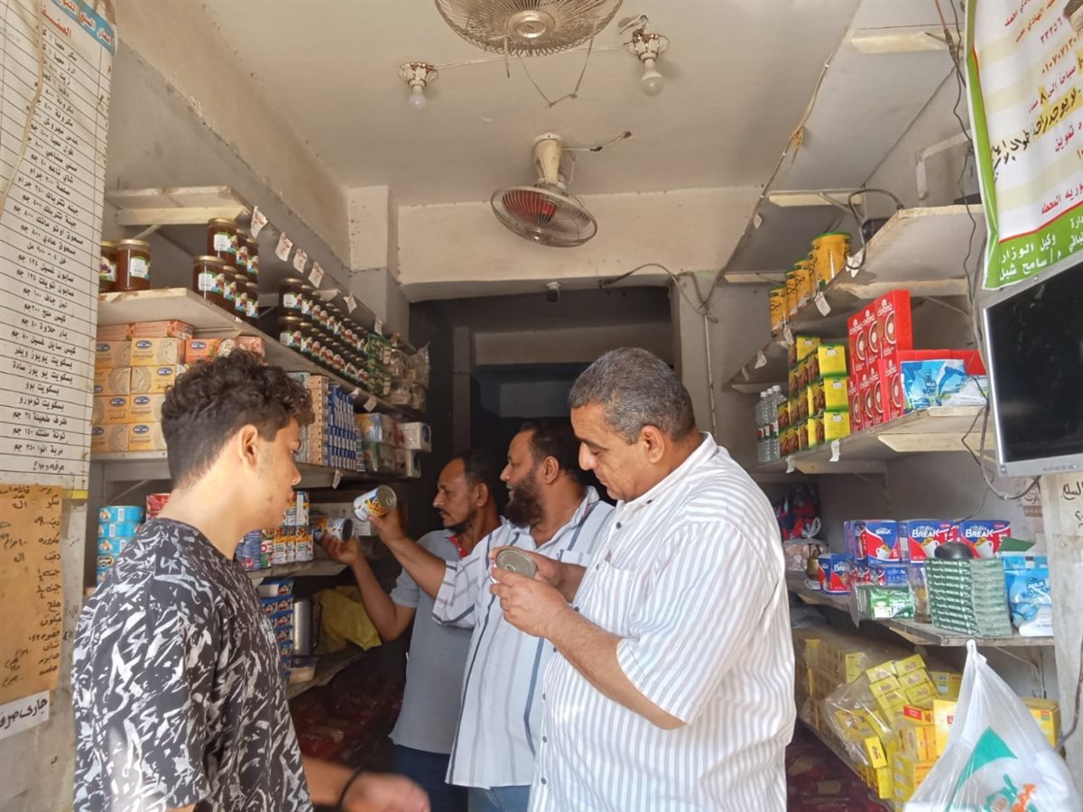 ضبط 3 طن دقيق بلدي مدعم للمخابز محظور تداوله معد بيعه بالسوق السوداء بالفيوم