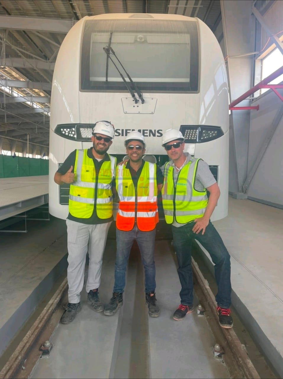 من داخل ورشة حدائق أكتوبر