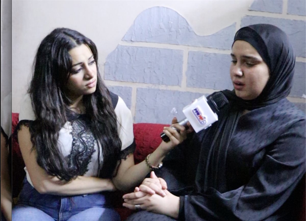 زوجة الضحية و مذيعة نيوز رووم