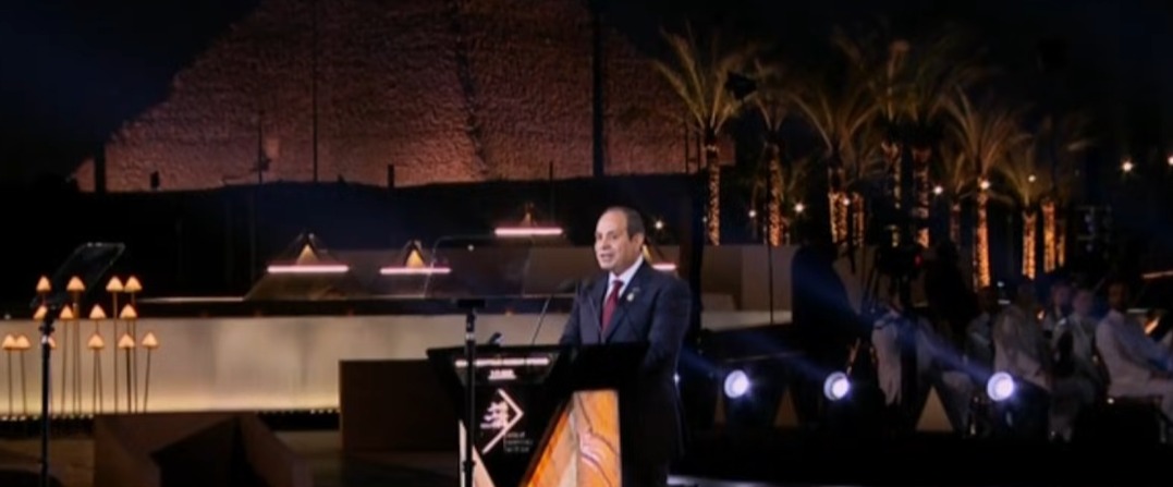 <strong>الرئيس السيسي</strong>