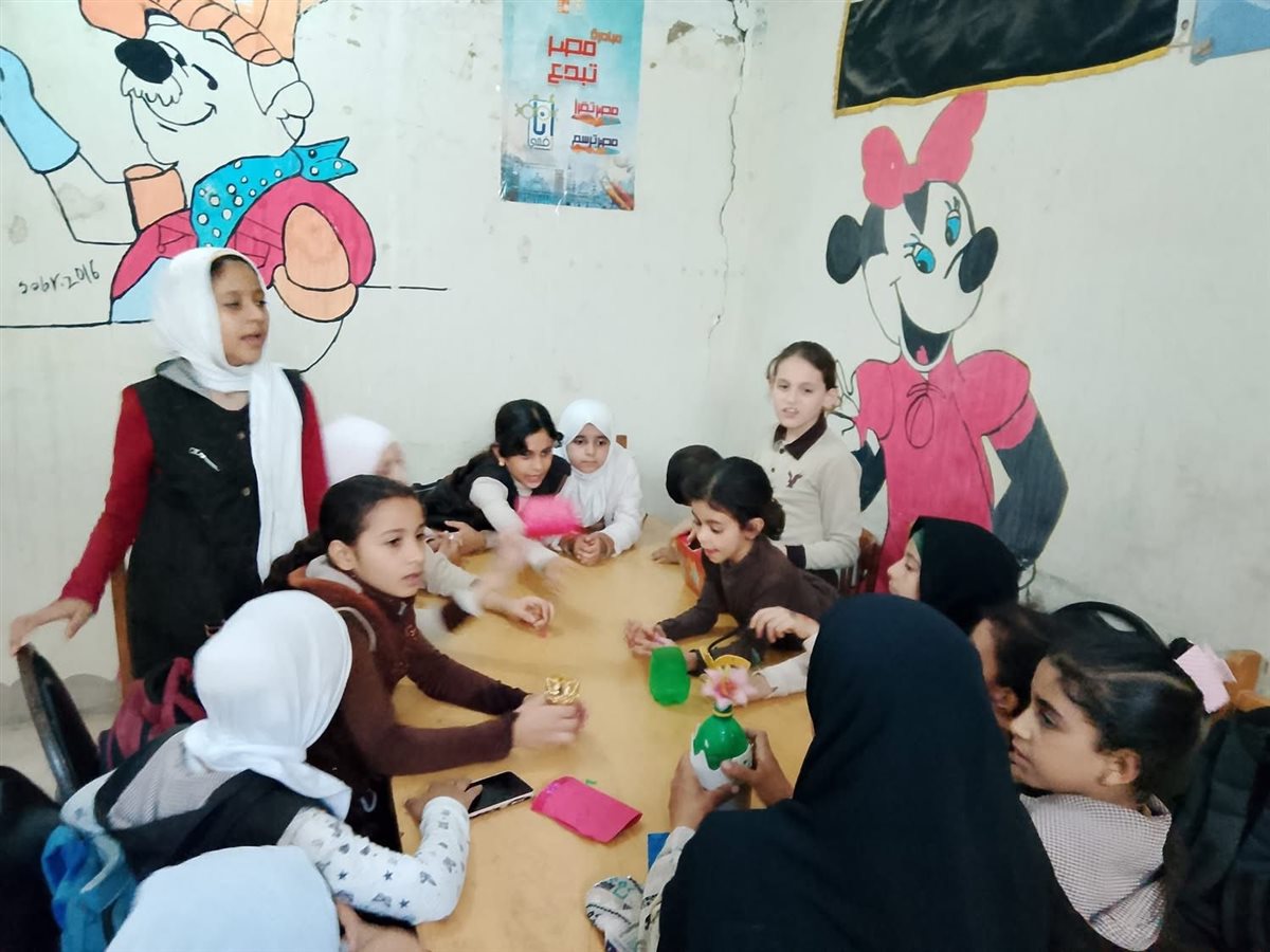 حوار مفتوح بعنوان “القيم الأخلاقية وتعزيز الثقة بالنفس” بمكتبة الكعابي الفرعية