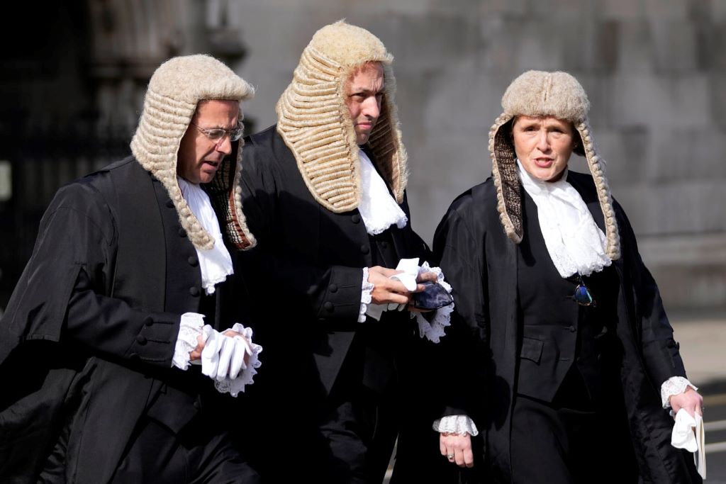 الشعر المستعار التقليدي