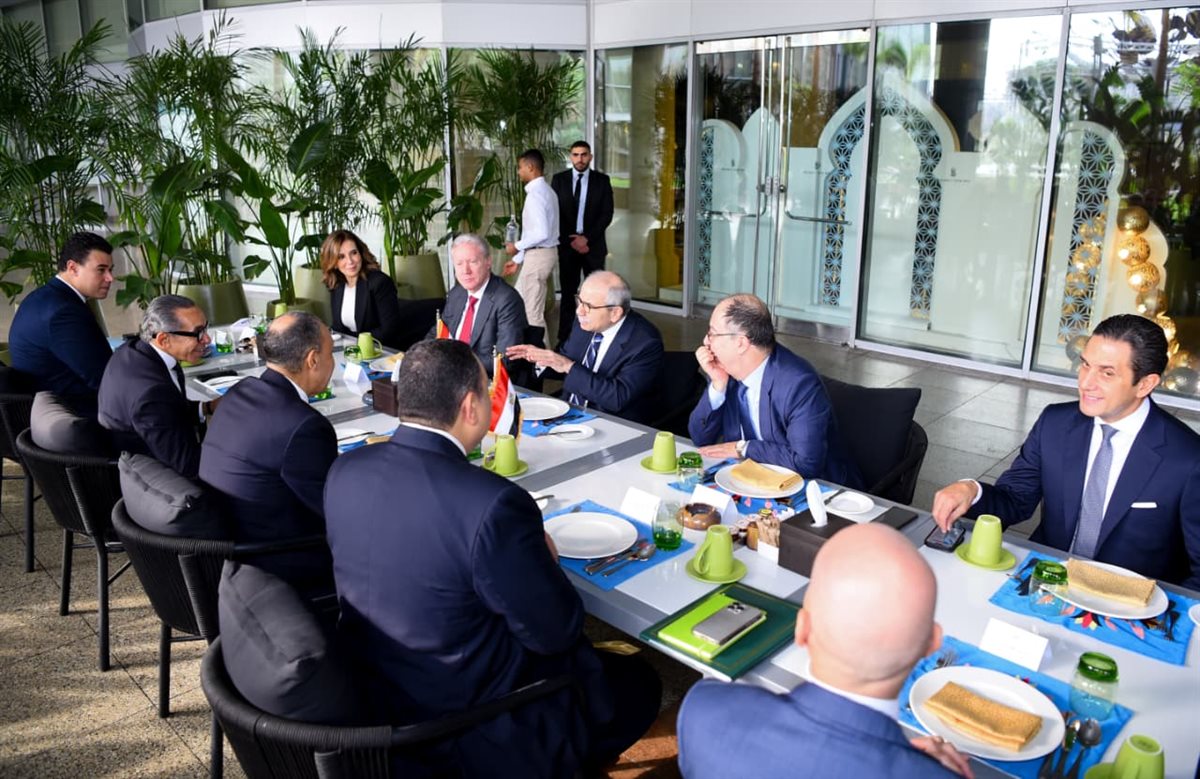 <strong>وزير الخارجية ورئيس وزراء لبنان</strong>