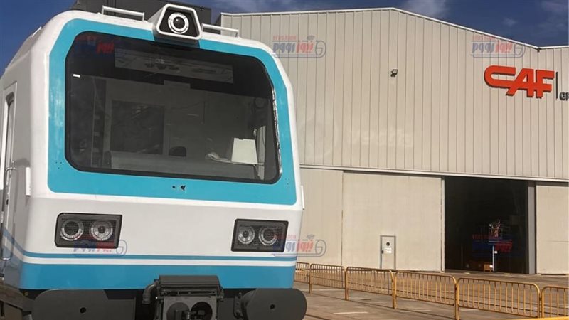 الصور الأولى لاختبار قطار مترو حلوان القديم