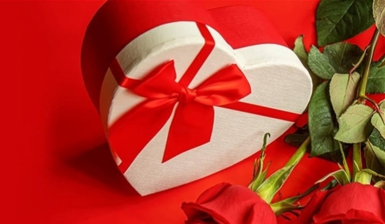 بوستات وصور تهنئة عيد الحب 2025