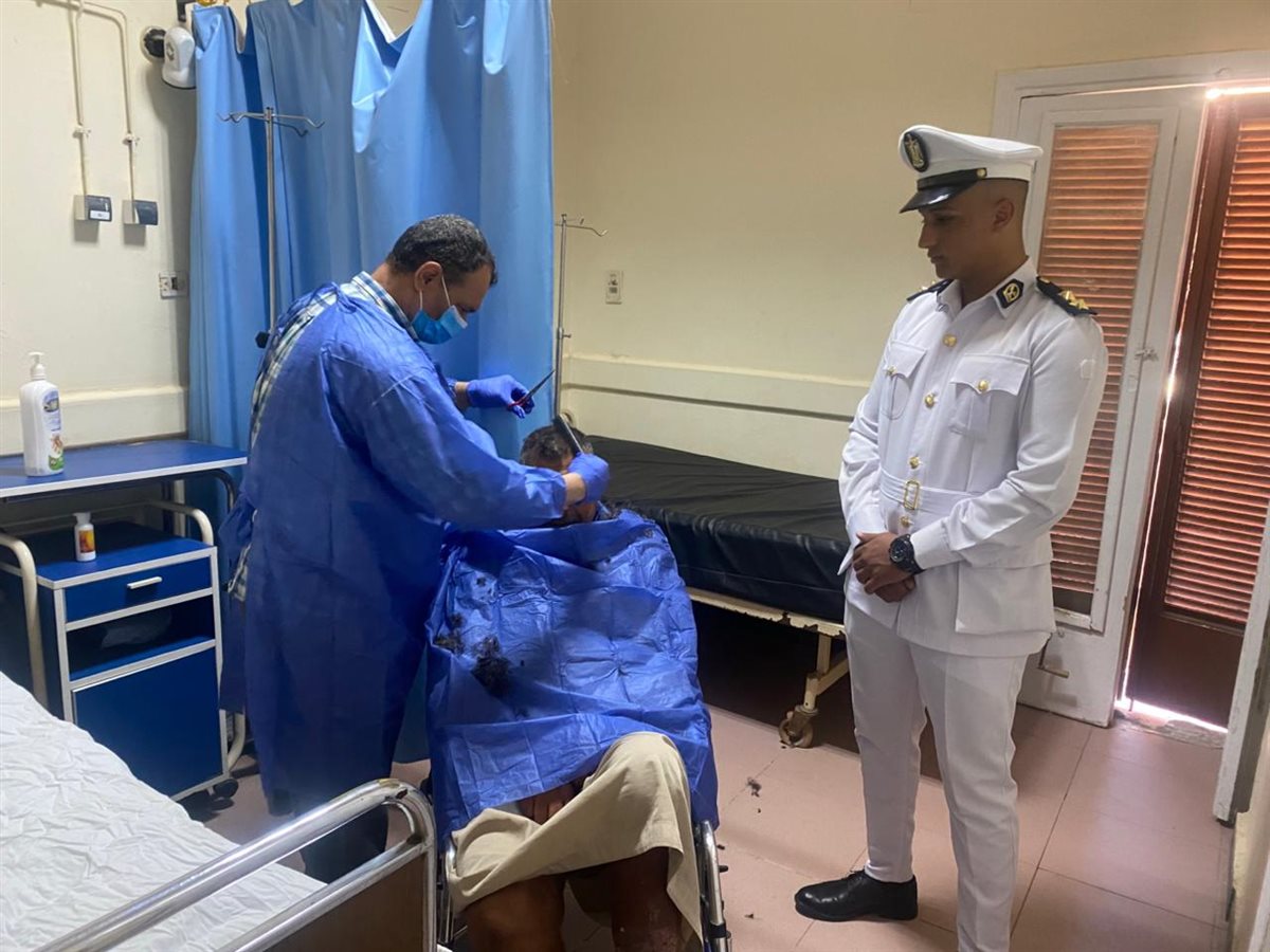 أمن الفيوم ينقذ مسن مشرد من الموت في الشوارع