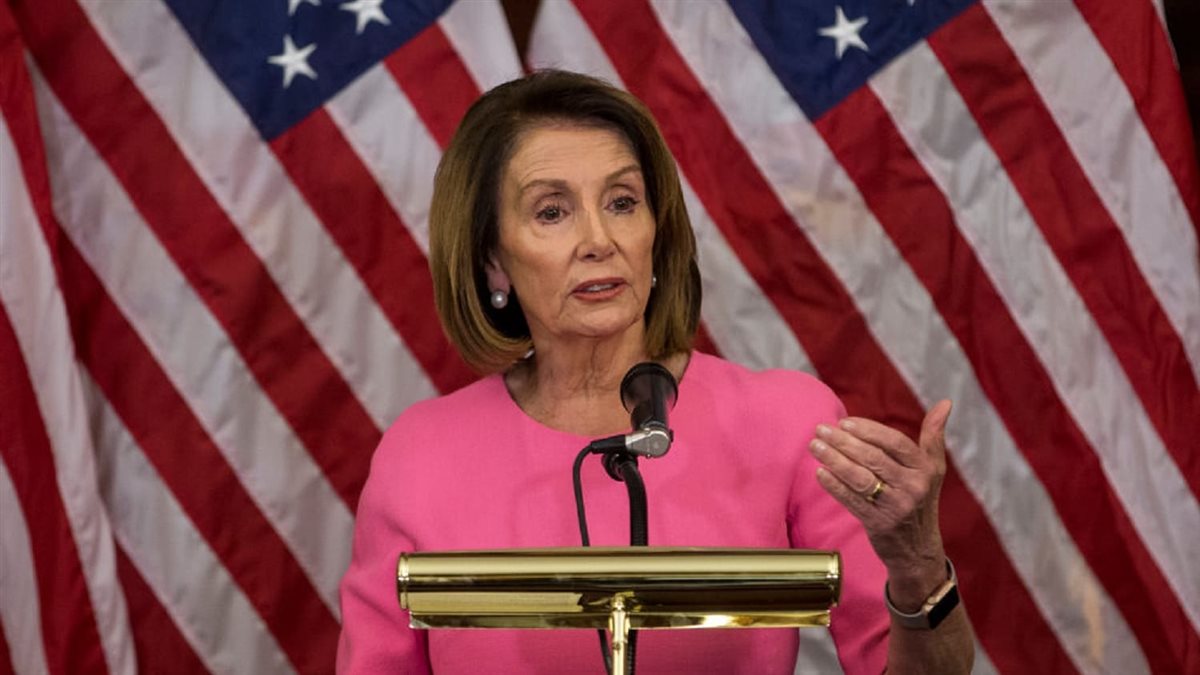 <strong>النائبة الديمقراطية الأمريكية نانسي بيلوسي</strong>