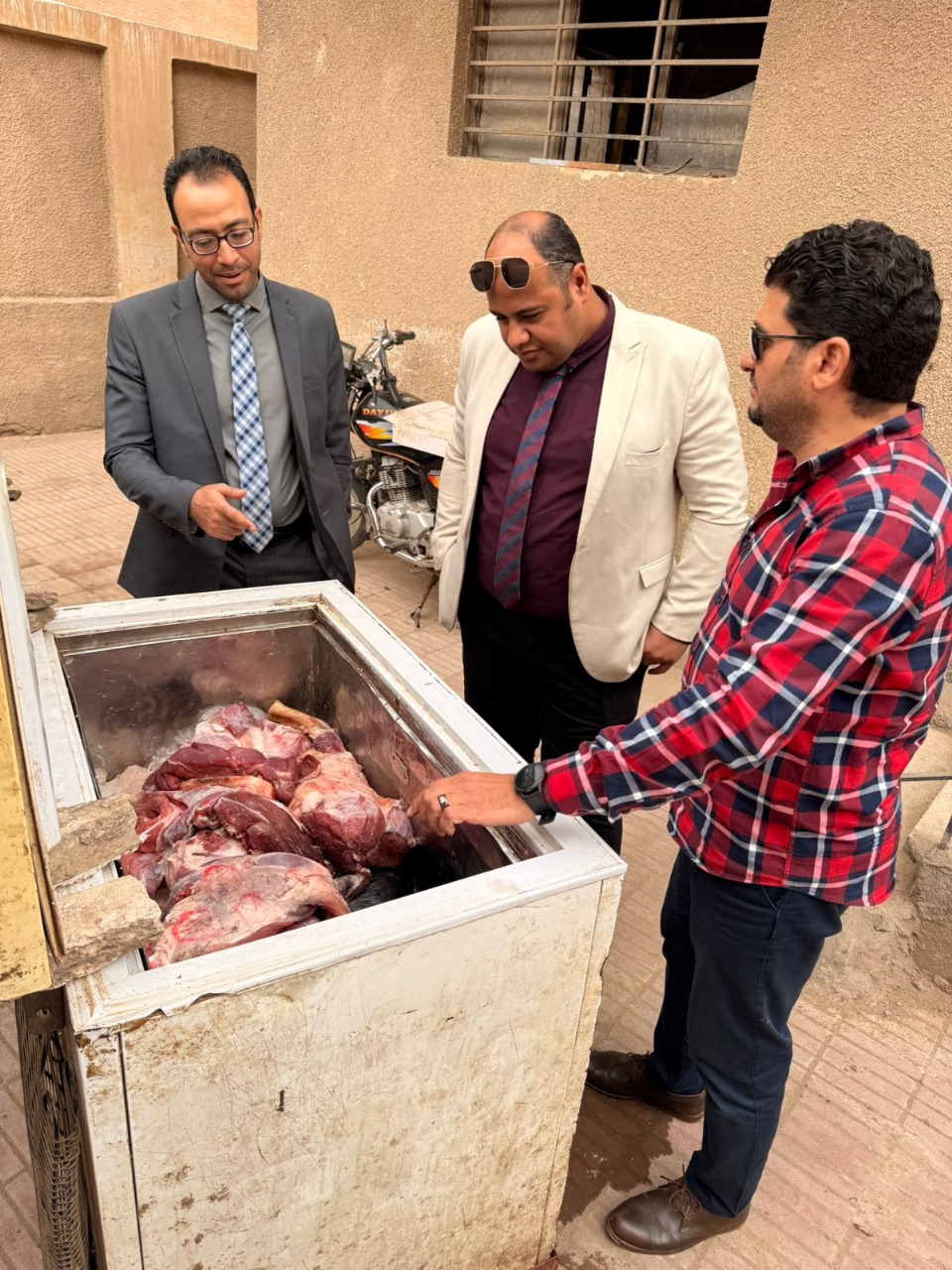 تموين الفيوم: يضبط ٩٠ كيلو لحوم بقري غير صالح للاستهلاك الادمي