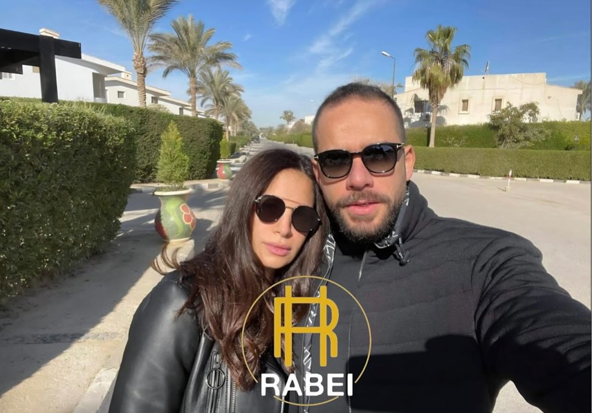 آمال ماهر وزوجها علي محجوب