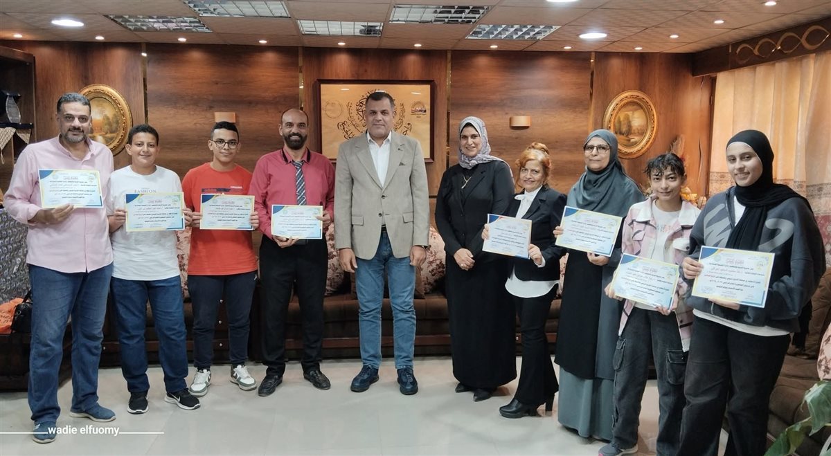 <strong>تكريم الطلاب والمعلمين الفائزين في المسابقات النوعية للاستدامة</strong>