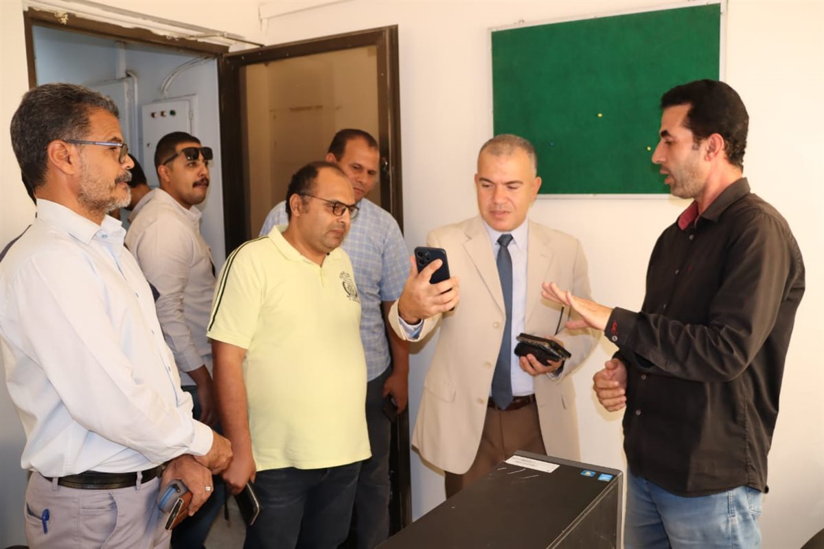 رئيس مياه الفيوم يتفقد عددًا من مواقع العمل لمتابعة سير الأداء بالشركة