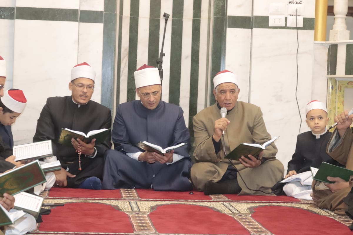 رئيس الاتصال السياسي ومدير المديرية يفتتحان مسجد محمد الخطيب بعد الإحلال والتجديد