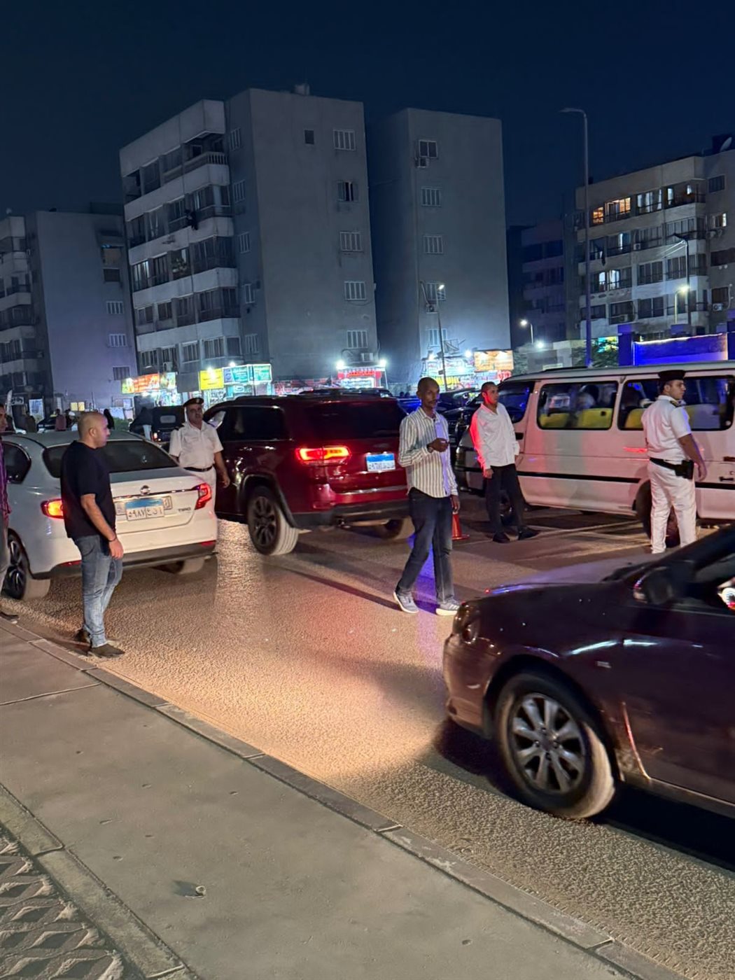 تواجد أمني مكثف بمدينة نصر لملاحقة الخارجين عن القانون