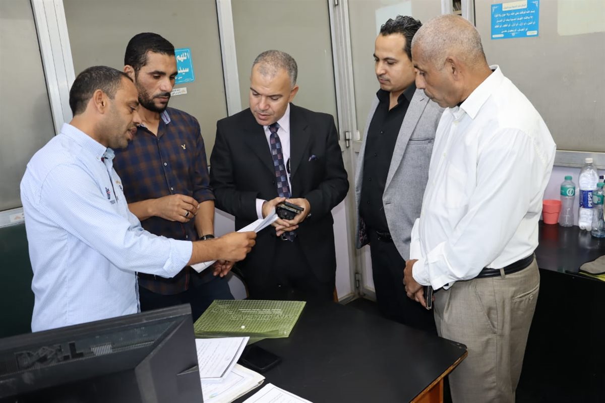رئيس شركة مياه الفيوم يواصل جولاته الميدانية لمتابعة الأداء وتعزيز كفاءة الخدمات