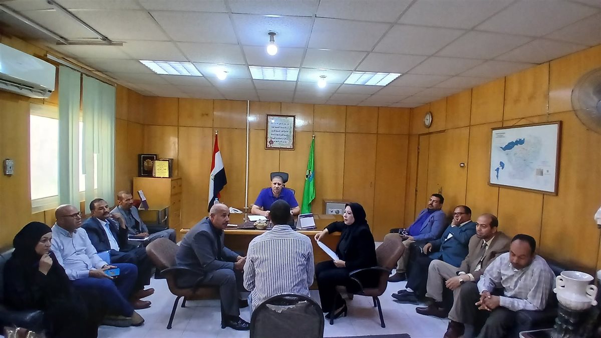 القيادات التنفيذية بالفيوم تبحث138 شكوى بلقاءات لخدمة المواطنين بمختلف مراكز المحافظة
