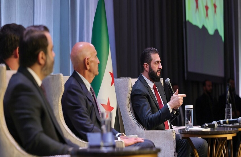 <strong>الرئيس السوري أحمد الشرع</strong>