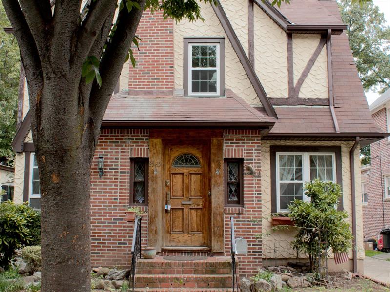 <strong>منزل طفولة ترامب يعرض للبيع</strong>