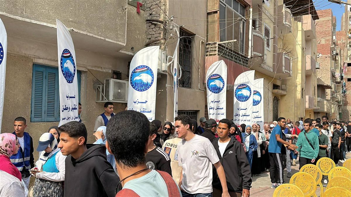 تزايد إقبال الناخبين على لجان الإقتراع وتصدر الشباب المشهد فى اليوم الثانى لإنتخابات النواب بالفيوم