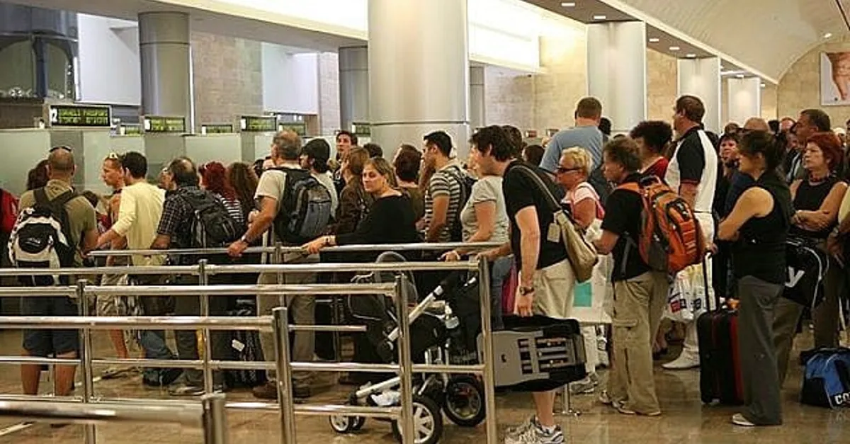 <strong>الهجرة العكسية</strong>