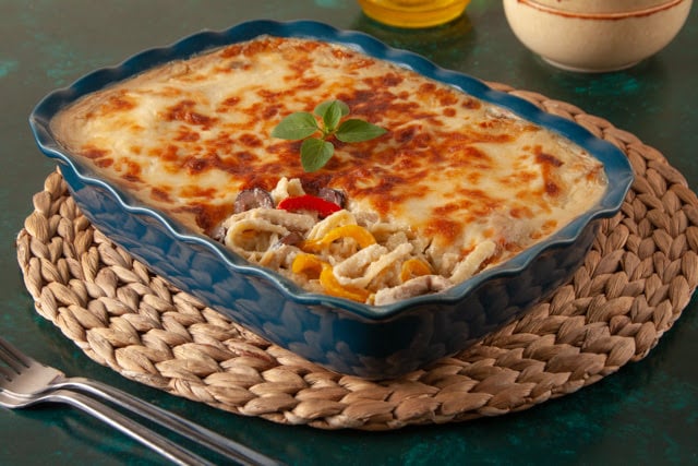 طريقة عمل المكرونة النجرسكو بالفراخ