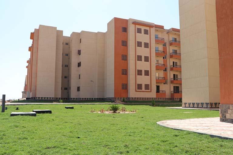 شقق الإسكان