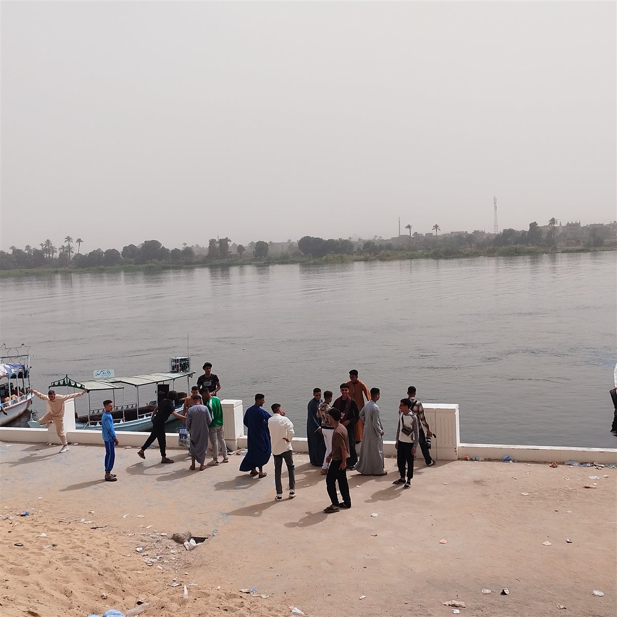 الاحتفالات بالعيد في قنا