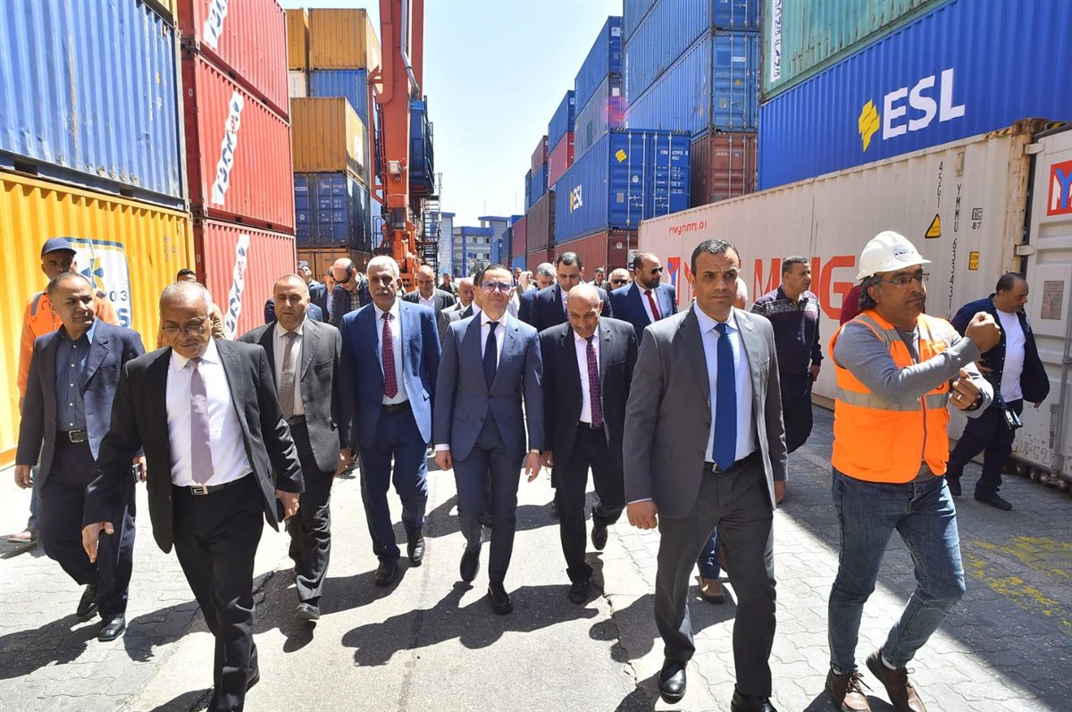 74.5 مليون طن.. وزير الاستثمار: 60% من تجارة مصر تمر عبر ميناء الإسكندرية