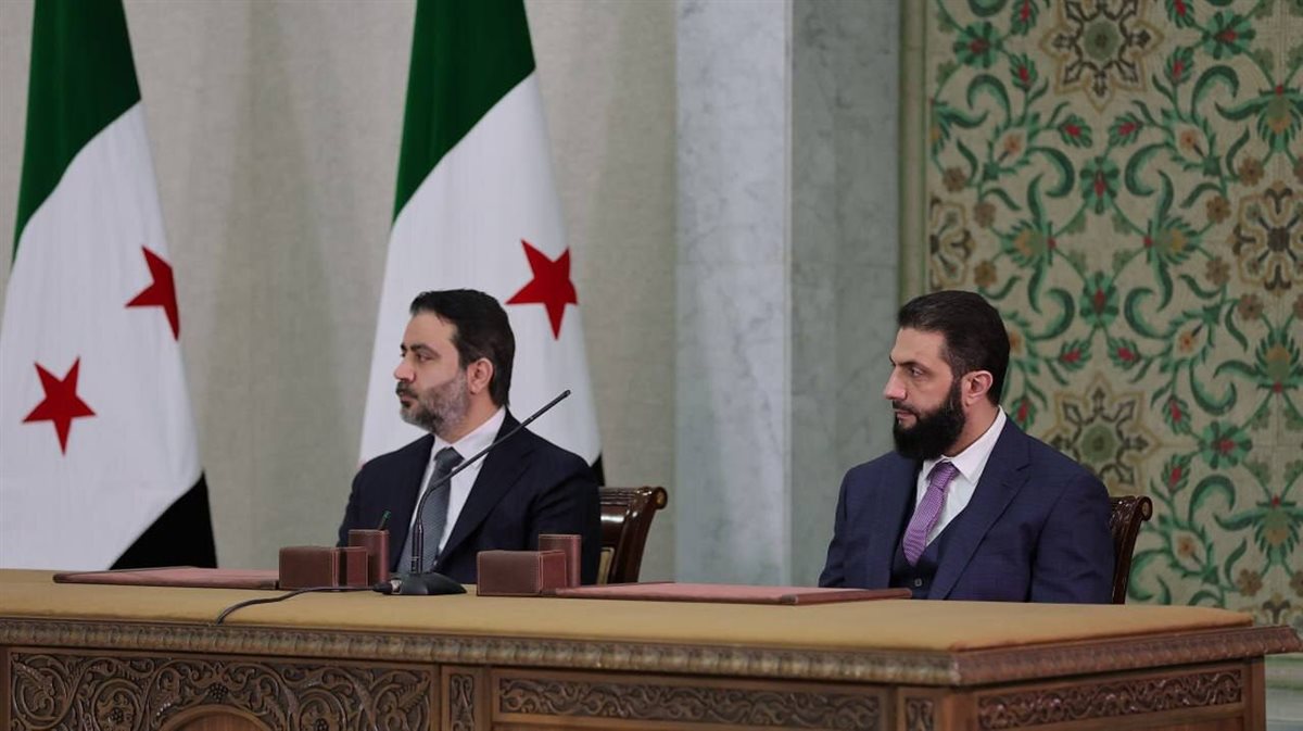 <strong>وزير الخارجية السوري أسعد الشيباني والرئيس أحمد الشرع</strong>