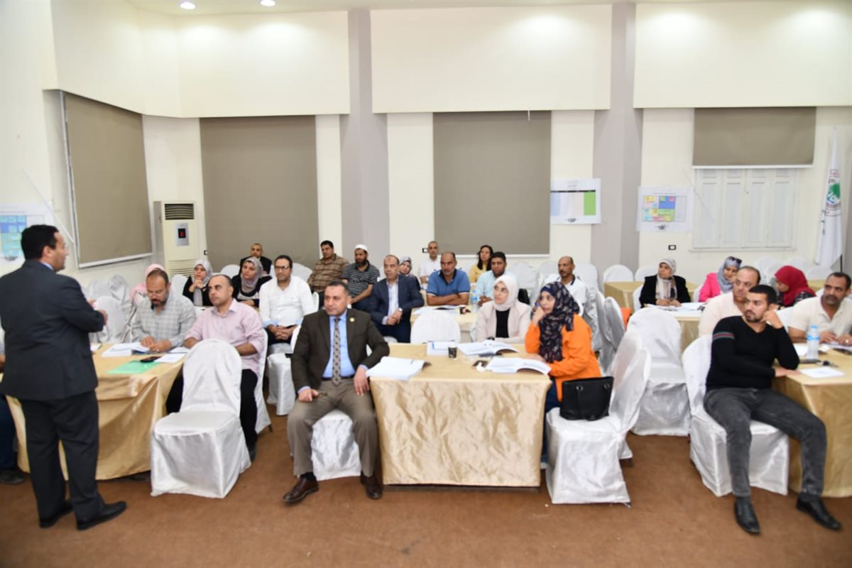 ختام فعاليات البرنامج التطبيقي على أساسيات الإدارة الرقمية للمشروعات للعاملين بالإدارة المحلية والمديريات الخدمية