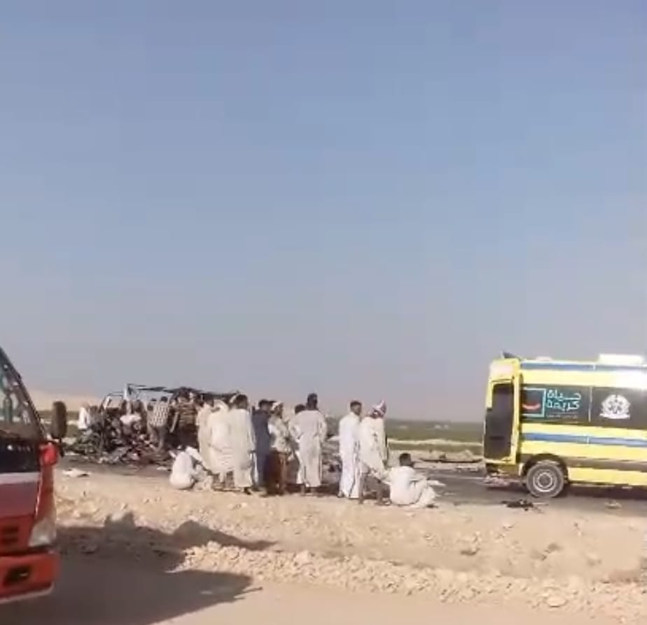 &nbsp;حادث تريلا وميكروباص بالصحراوى الغربي في الأقصر