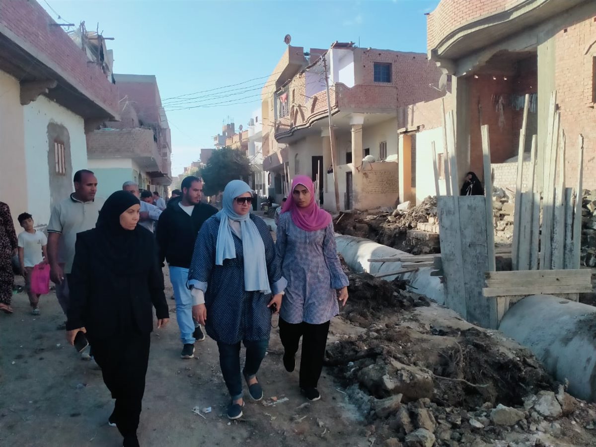 رئيس مركز ابشواى: إستكمال أعمال رصف 11 شارع بالإنترلوك وأعمال تغطية بالمواسير بشكشوك <br>