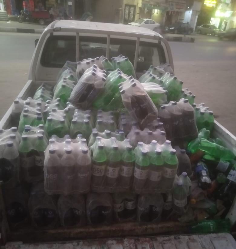 ضبط 4 طن دقيق بلدي مدعم مخابز محظور بيعه أو تداوله وسلع غذائية منتهية الصلاحية بالفيوم