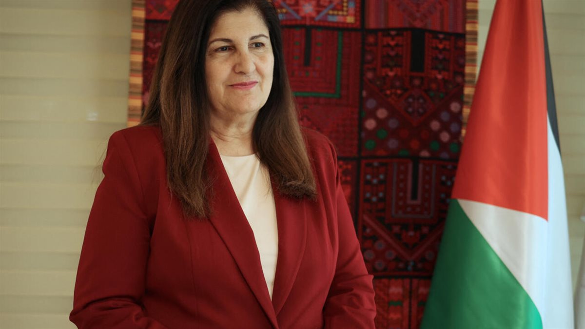 <strong>وزيرة الخارجية الفلسطينية فارسين أغابكيان شاهين</strong>