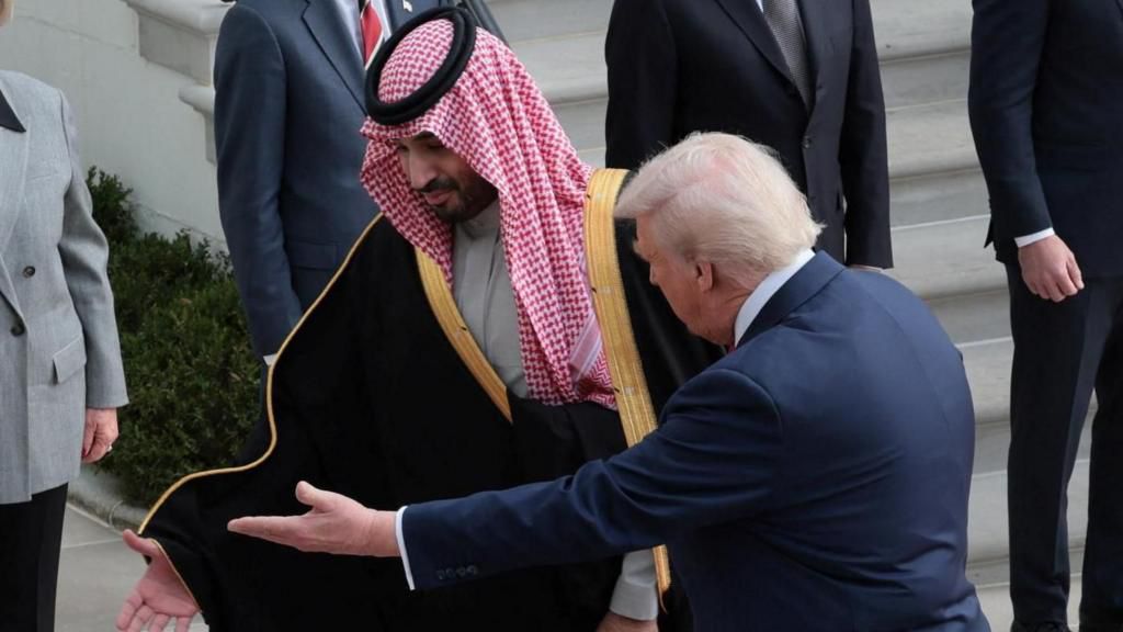 ترامب يستقبل الأمير السعودي محمد بن سلمان