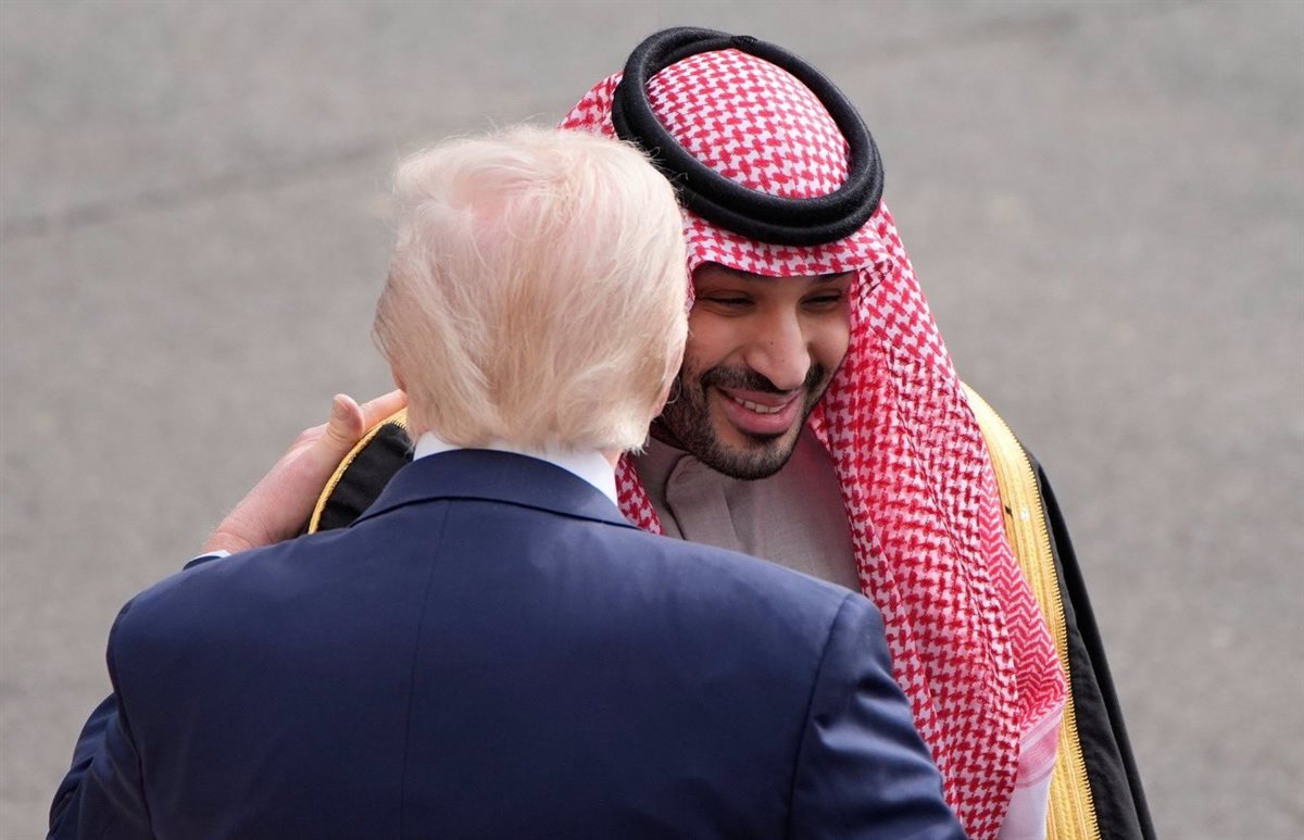 ترامب يستقبل الأمير السعودي محمد بن سلمان