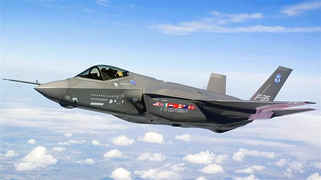 <strong>طائرة F-35</strong>