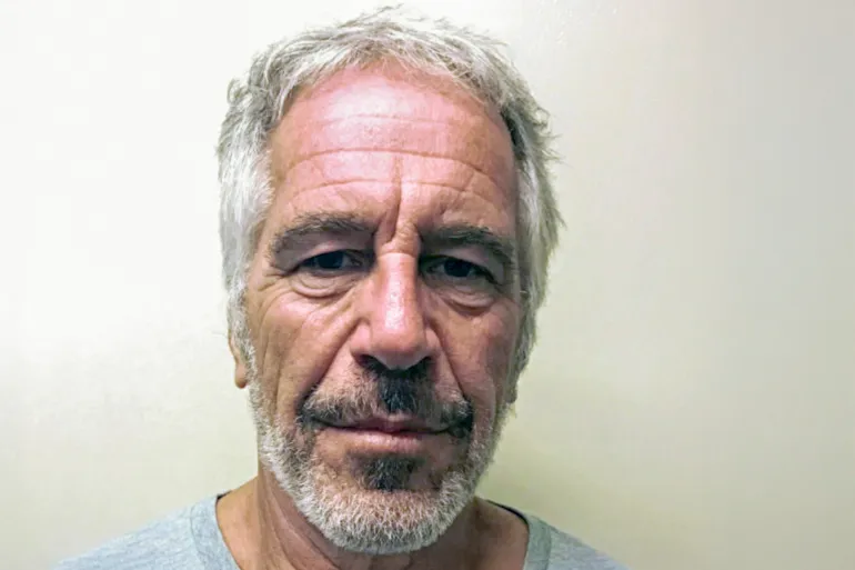 <strong>جيفري إبستين</strong>