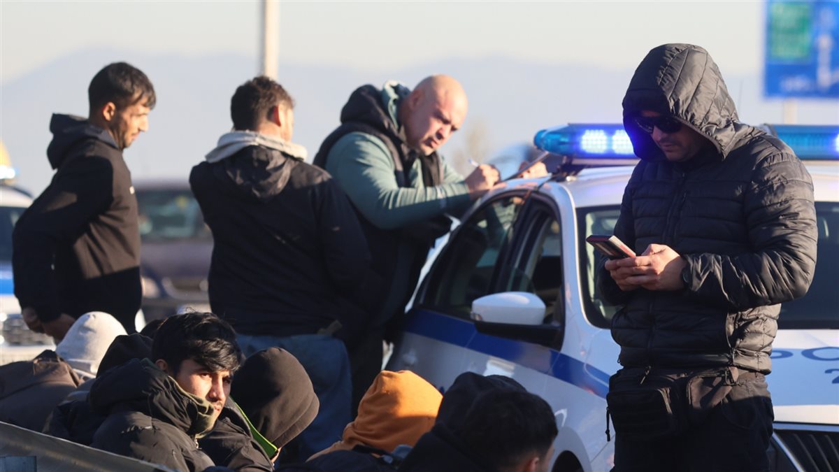 <strong>السلطات البلغارية</strong>