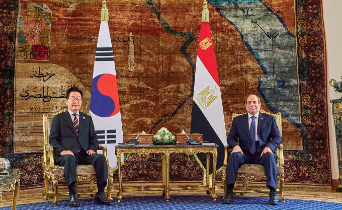 الرئيس السيسي ورئيس كوريا الجنوبية