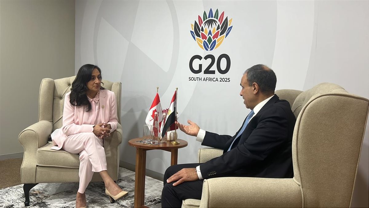 <strong>وزير الخارجية ووزيرة خارجية كندا</strong>