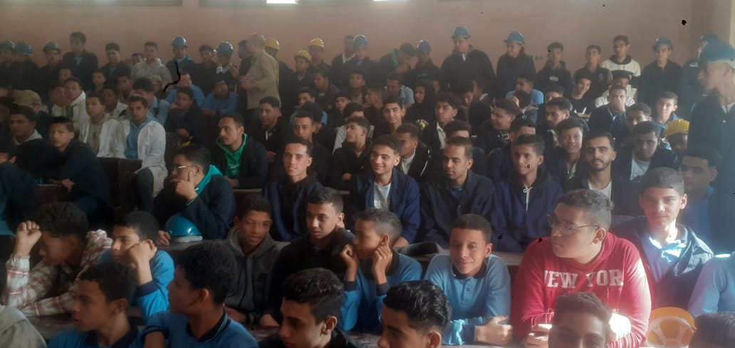 تعليم الفيوم ينظم تدريب الإسعافات الأولية لطلاب مدرسة الفيوم الميكانيكية