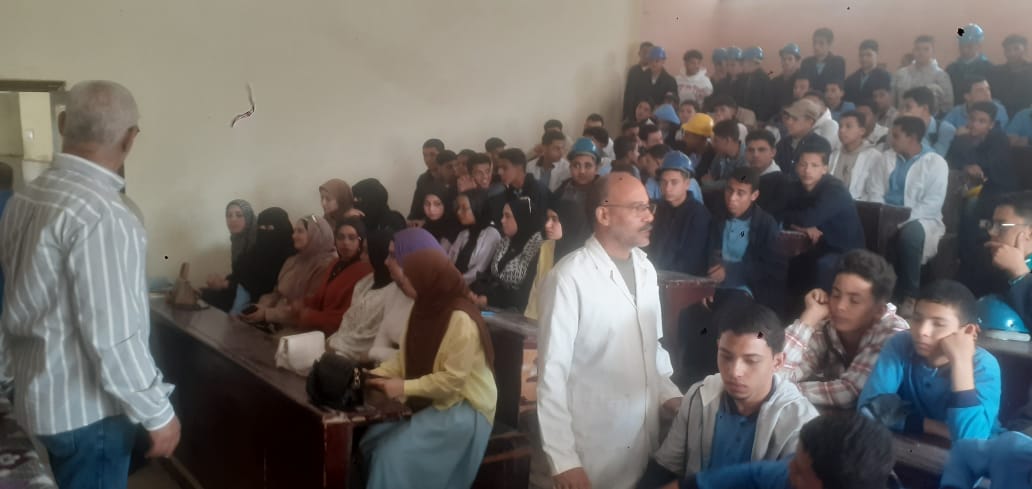 تعليم الفيوم ينظم تدريب الإسعافات الأولية لطلاب مدرسة الفيوم الميكانيكية