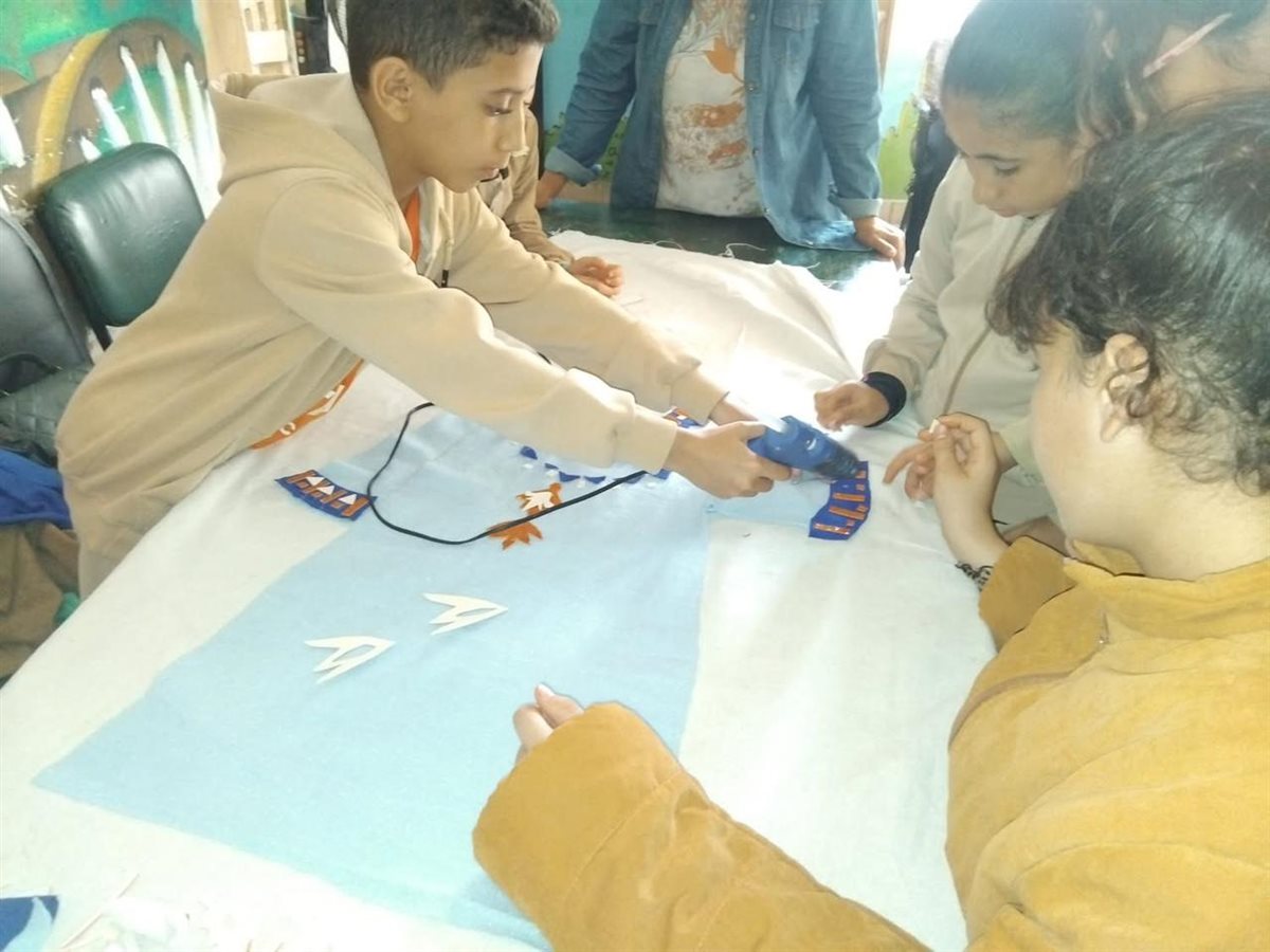 قصر ثقافة الفيوم ينفذ ورشة لتعليم أساسيات التفصيل بقسم المرأة