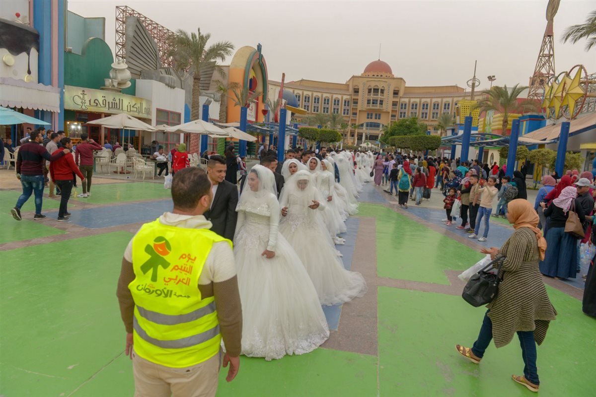 التضامن الإجتماعى بالفيوم دعم زواج 18 عروسة يتيمة