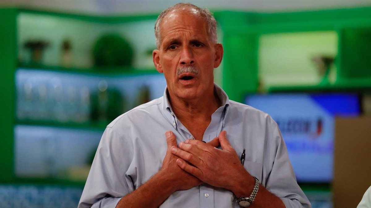 <strong>نصري عصفورة</strong>