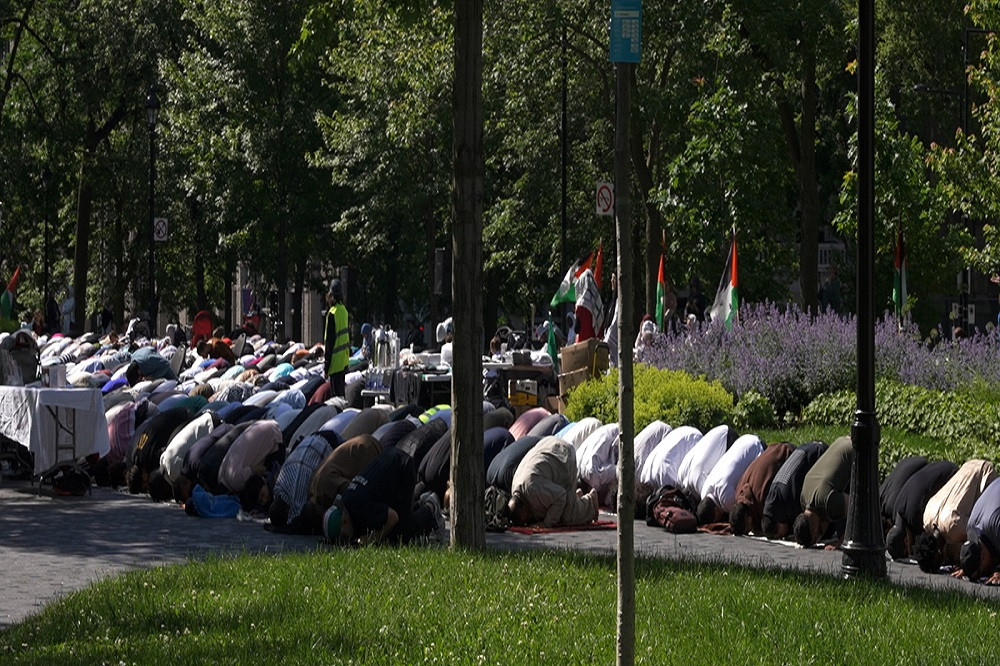 <strong>حظر الصلاة في كيبيك</strong>